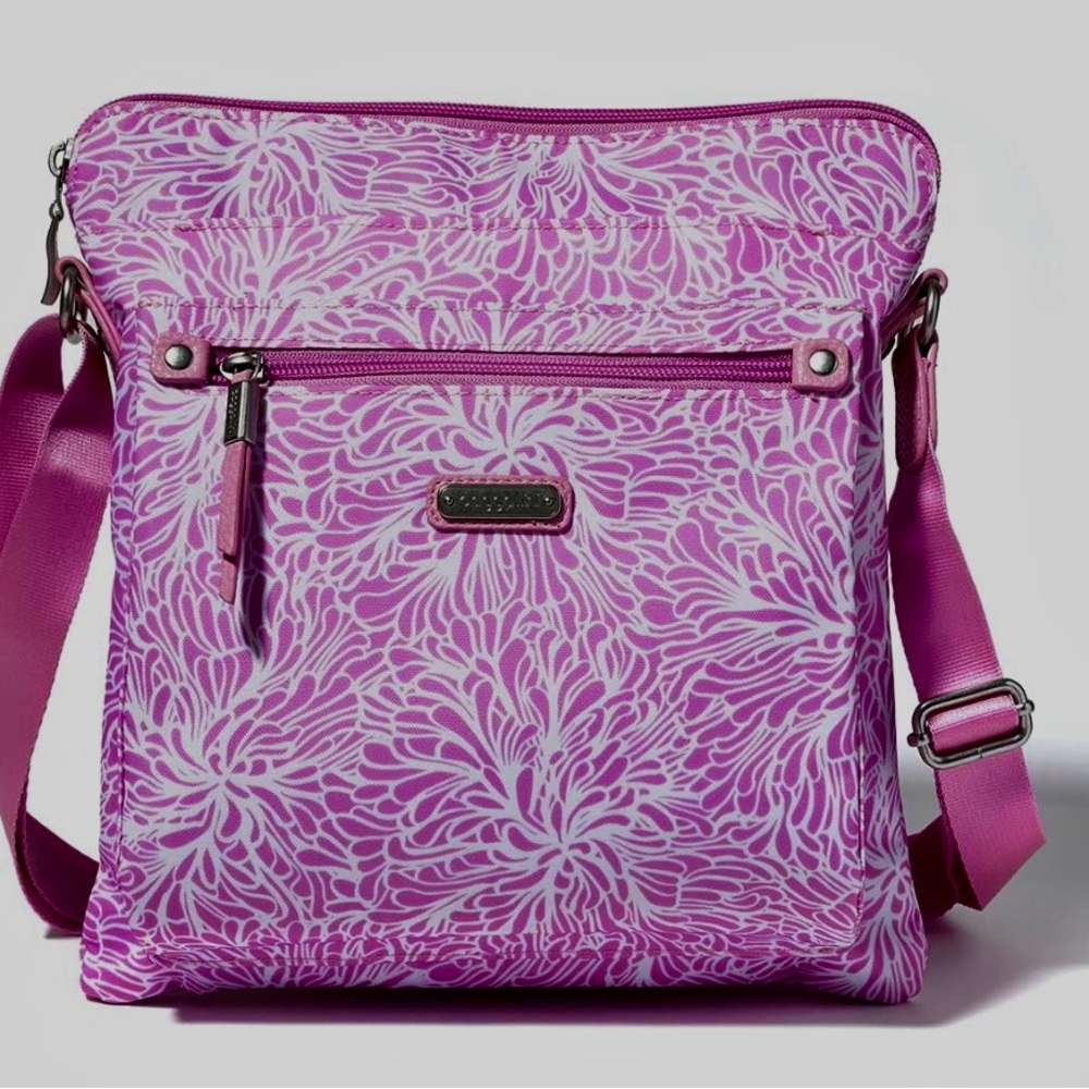 Brand New Baggalini